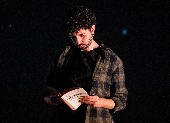 Foto 4 de l'espectacle Els contrabandistes de llibres de Darayya